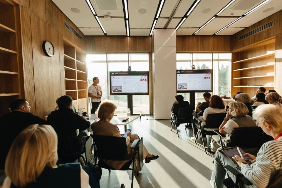 В Мастерской управления Сенеж завершился третий модуль программы подготовки управленческих команд федерального проекта «Профессионалитет» В Мастерской управления Сенеж завершился третий модуль программы подготовки управленческих команд федерального проекта «Профессионалитет»