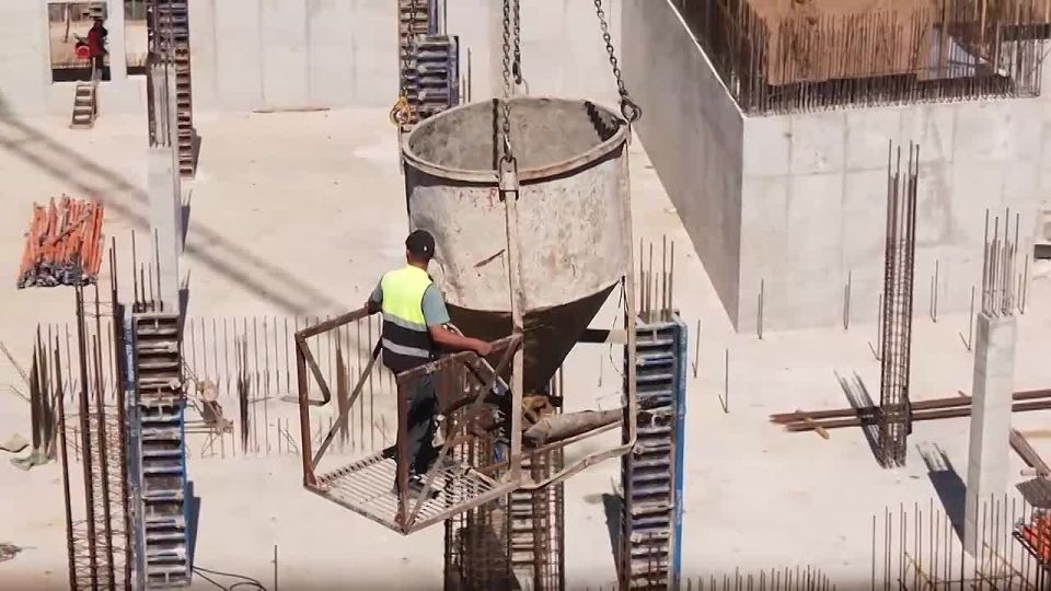 Медицинский спецназ Федерального медико-биологического агентства (ФМБА) России обследует жителей Донбасса