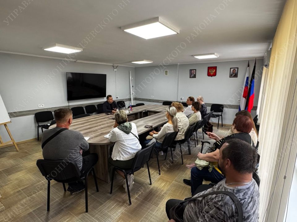 Сегодня состоялась встреча руководителя Управы Игоря Овсиенко с жителями района