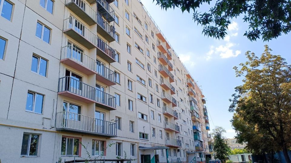 Дом на улице Артема: шаг за шагом к новой жизни Дом на улице Артема: шаг за шагом к новой жизни