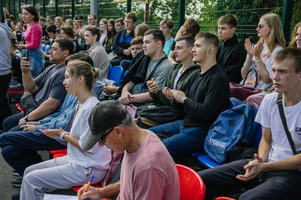 Антон Кольцов: Повышаем доступность восстановленной спортивной инфраструктуры для населения Антон Кольцов: Повышаем доступность восстановленной спортивной инфраструктуры для населения