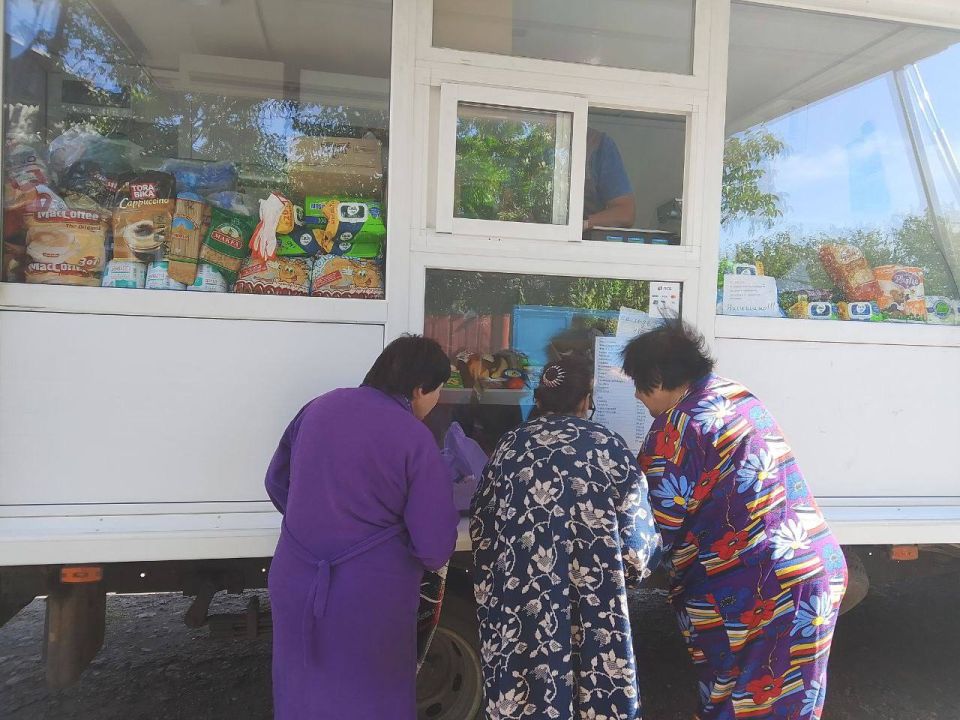 С 17 по 19 сентября 2025 года осуществлена выездная торговля с использованием автомагазинов в населенных пунктах городских округов Горловка, Мариуполь, Харцызск на территории г. Авдеевка, также Волновахского, Володарского... С 17 по 19 сентября 2025 года осуществлена выездная торговля с использованием автомагазинов в населенных пунктах городских округов Горловка, Мариуполь, Харцызск на территории г. Авдеевка, также Волновахского, Володарского...