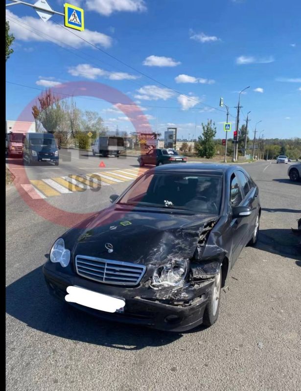 В Мариуполе - ДТП на пересечении улиц Голубенко и Мерзляка В Мариуполе - ДТП на пересечении улиц Голубенко и Мерзляка