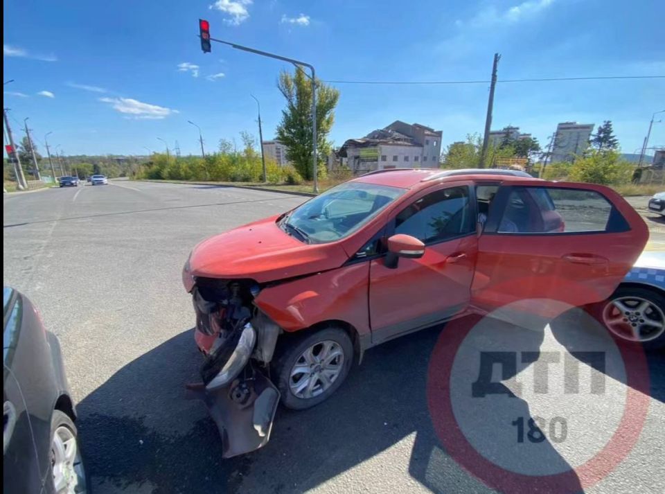 В Мариуполе - ДТП на пересечении улиц Голубенко и Мерзляка