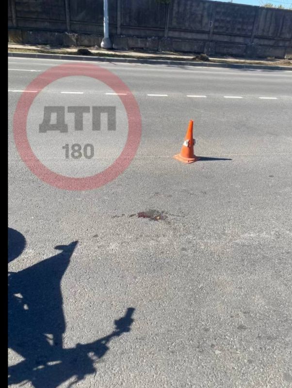 ДТП произошло по Ул.Макара Мазая в Мариуполе ДТП произошло по Ул.Макара Мазая в Мариуполе