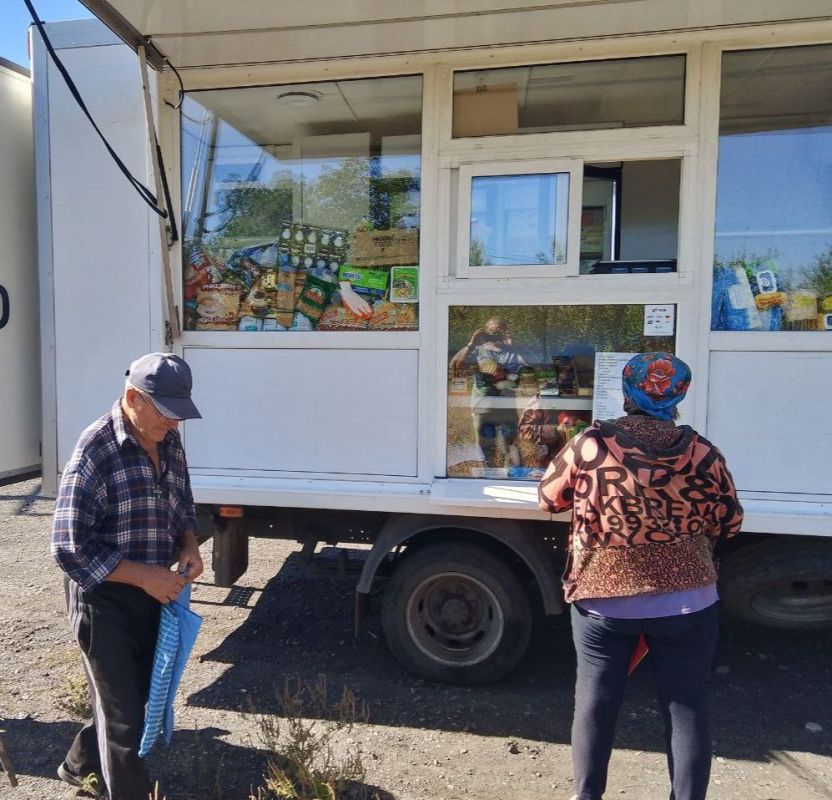 С 20 по 23 сентября 2025 года осуществлена выездная торговля с использованием автомагазинов в населенных пунктах городских округов Донецк, Докучаевск, Горловка, Мариуполь, на территории г. Авдеевка, также Волновахского... С 20 по 23 сентября 2025 года осуществлена выездная торговля с использованием автомагазинов в населенных пунктах городских округов Донецк, Докучаевск, Горловка, Мариуполь, на территории г. Авдеевка, также Волновахского...