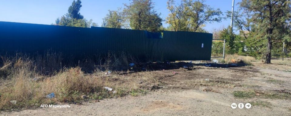 В двух районах Мариуполя коммунальщики ликвидировали стихийные свалки В двух районах Мариуполя коммунальщики ликвидировали стихийные свалки