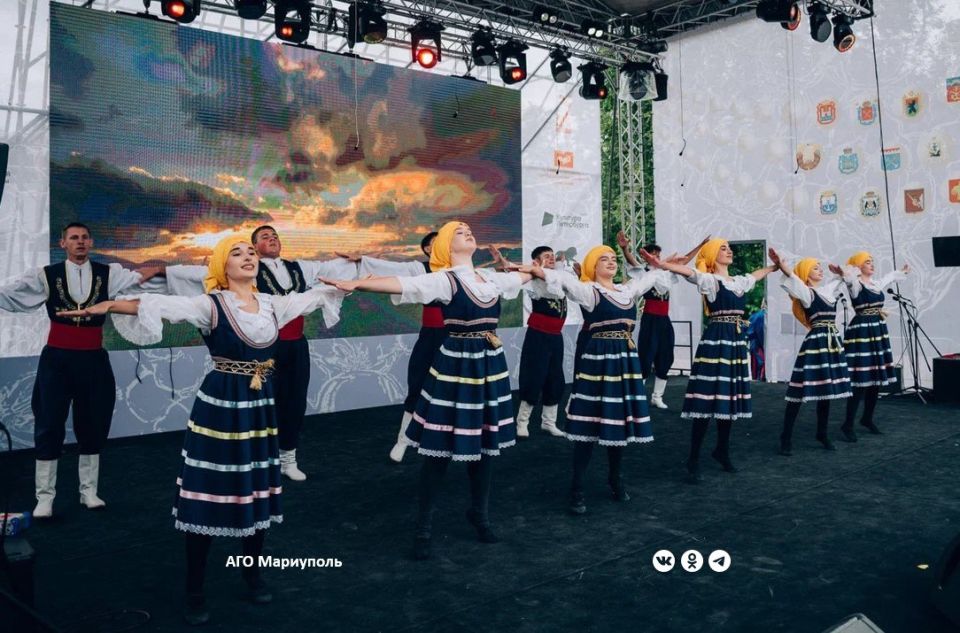 Мариупольские работники культуры повысили квалификацию в Санкт-Петербурге Мариупольские работники культуры повысили квалификацию в Санкт-Петербурге