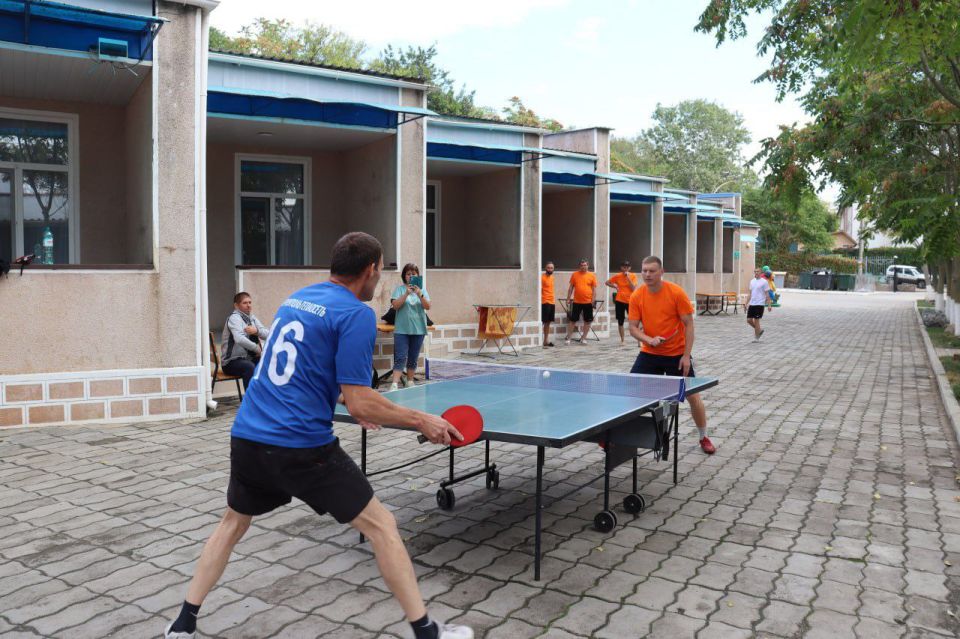 Командный дух и азарт: «Битва на песке» среди партийцев Единой России Командный дух и азарт: «Битва на песке» среди партийцев Единой России