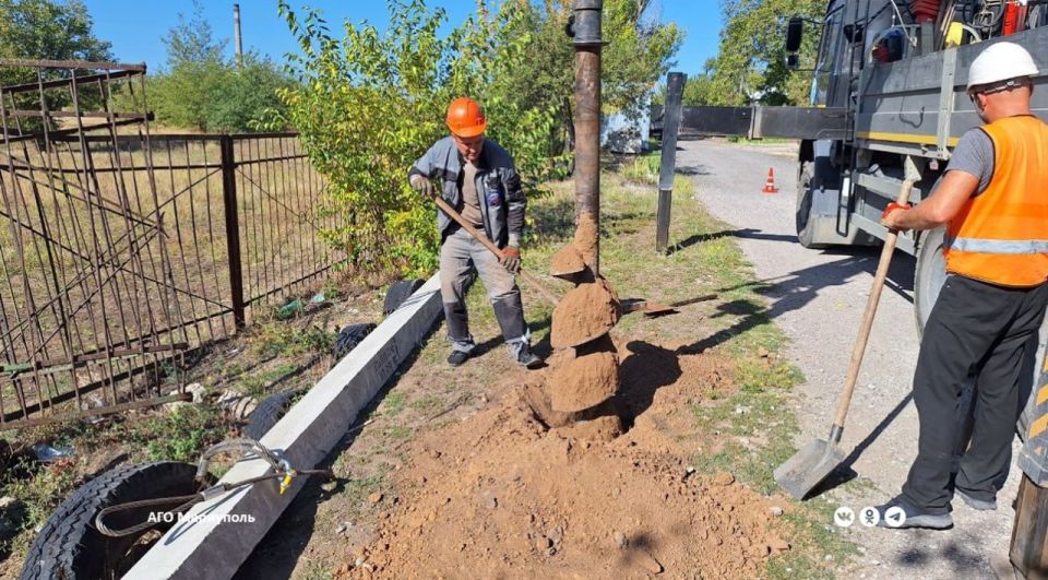 Мариупольские энергетики обследовали более 4 километров сетей наружного освещения Мариупольские энергетики обследовали более 4 километров сетей наружного освещения