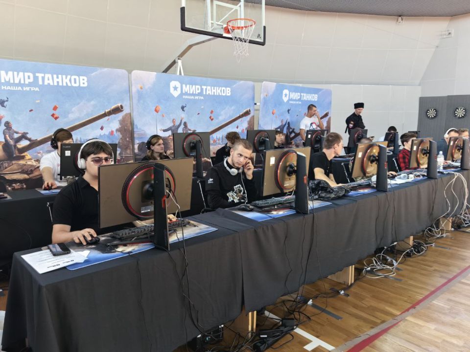 Соревнование геймеров в Мариуполе Соревнование геймеров в Мариуполе