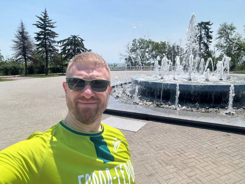 Александр Малькевич: Мариуполь расцветает!. А я в своей традиционной рубрике #ФотоНовыхРегионов показываю вам, как Александр Малькевич: Мариуполь расцветает!. А я в своей традиционной рубрике #ФотоНовыхРегионов показываю вам, как