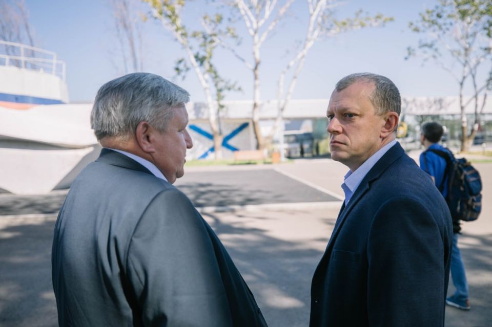 Антон Кольцов: Открыли в Мариуполе авторскую студию для блогеров и журналистов Антон Кольцов: Открыли в Мариуполе авторскую студию для блогеров и журналистов