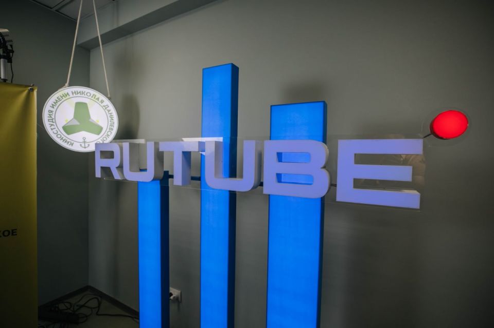 Антон Кольцов: Открыли в Мариуполе авторскую студию для блогеров и журналистов Антон Кольцов: Открыли в Мариуполе авторскую студию для блогеров и журналистов