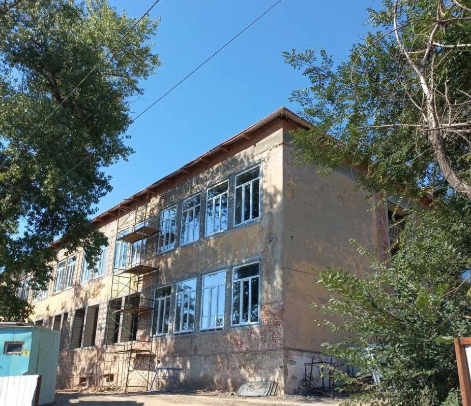 В Мариуполе идёт масштабное восстановление школы № 31 В Мариуполе идёт масштабное восстановление школы № 31