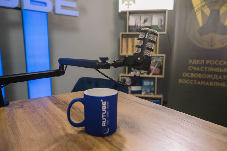 Антон Кольцов: Открыли в Мариуполе авторскую студию для блогеров и журналистов Антон Кольцов: Открыли в Мариуполе авторскую студию для блогеров и журналистов