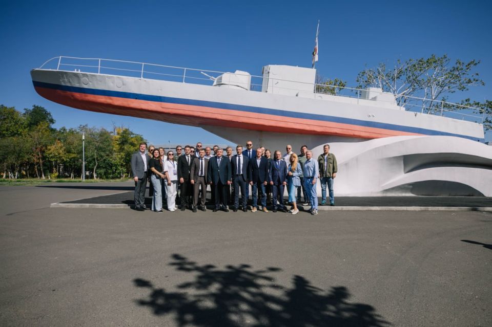 Антон Кольцов: Открыли в Мариуполе авторскую студию для блогеров и журналистов Антон Кольцов: Открыли в Мариуполе авторскую студию для блогеров и журналистов