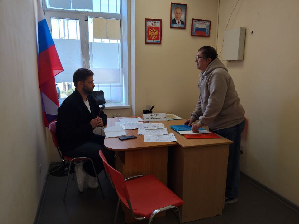 26 сентября во Всероссийский единый день оказания бесплатной юридической помощи в здании Управы Ильичевского внутригородского района города Мариуполь состоялся прием граждан 26 сентября во Всероссийский единый день оказания бесплатной юридической помощи в здании Управы Ильичевского внутригородского района города Мариуполь состоялся прием граждан