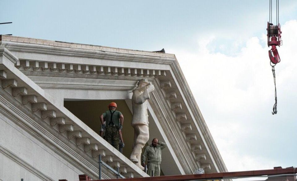 Мариупольский драмтеатр планируют открыть в декабре