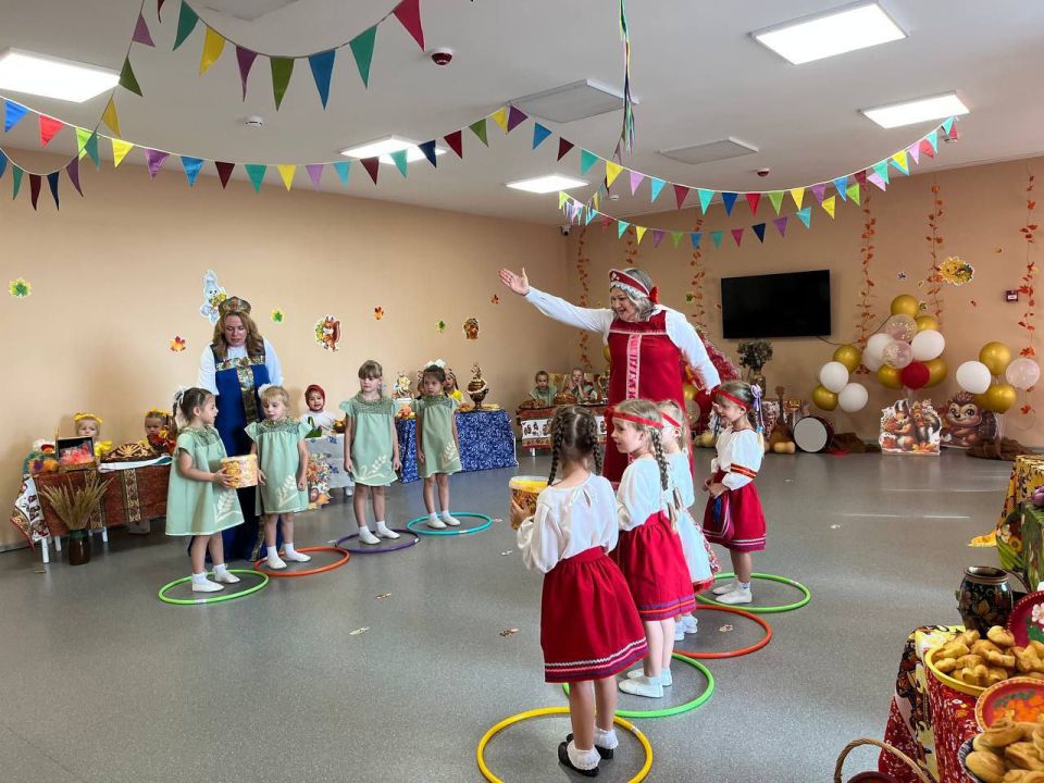 25 сентября 2025 состоялась встреча заведующей ГБДОУ Ненецкого автономного округа «Центр развития ребёнка – Детский сад п. Искателей» Дащук Юлией Викторовной и коллективом ГКДОУ «Детский сад № 140 Г.О. Мариуполь» 25 сентября 2025 состоялась встреча заведующей ГБДОУ Ненецкого автономного округа «Центр развития ребёнка – Детский сад п. Искателей» Дащук Юлией Викторовной и коллективом ГКДОУ «Детский сад № 140 Г.О. Мариуполь»