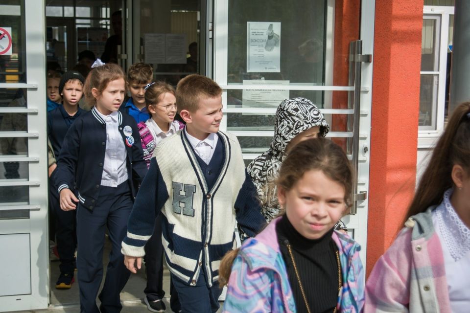 В Мариупольской школе №7 состоялось очередное занятие проекта «Школа антитеррора» В Мариупольской школе №7 состоялось очередное занятие проекта «Школа антитеррора»