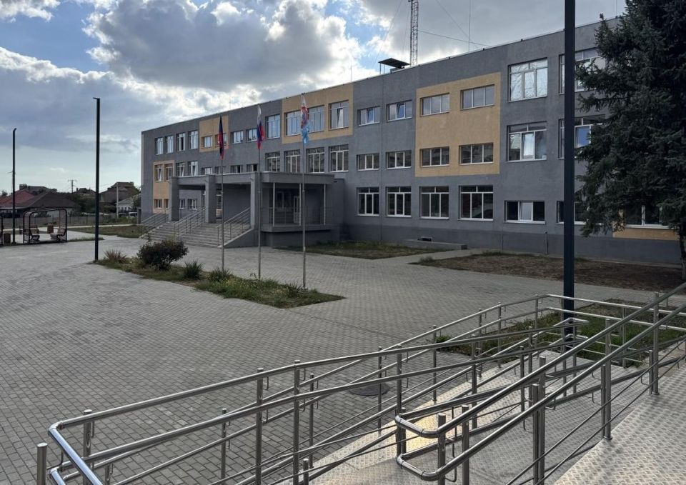 В ДНР завершено восстановление Мариупольского строительного профильного колледжа