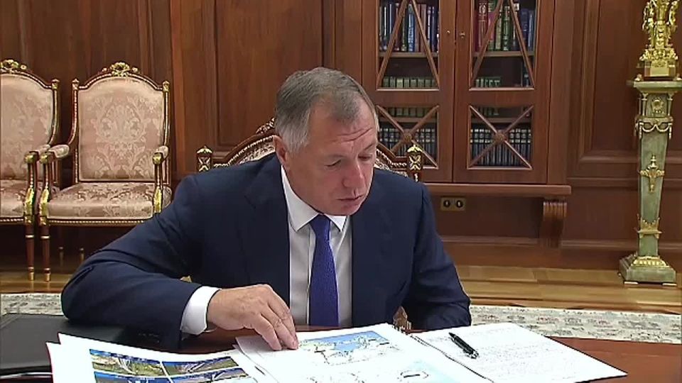 Хуснуллин доложил Путину о строительстве Азовского кольца