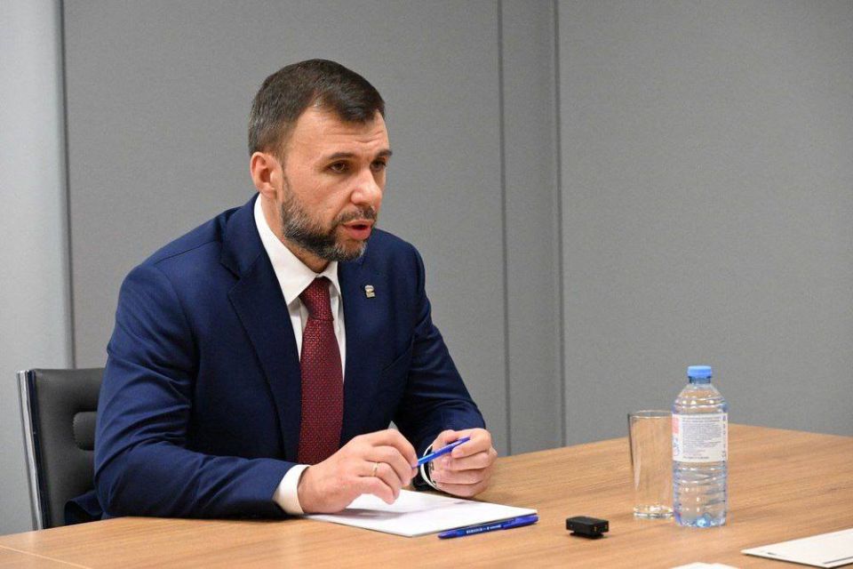 Денис Пушилин выступил за создание в регионе кластеров для подготовки кадров