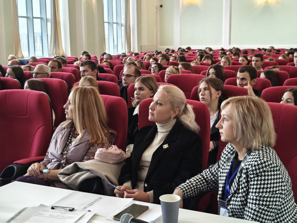 Прошел первый день Международной конференции по общественно-гуманитарным наукам в Мариуполе ! ПГТУ-филиал НИУ МГСУ принял участников и экспертов для обсуждения ключевых вопросов развития Новороссии Прошел первый день Международной конференции по общественно-гуманитарным наукам в Мариуполе ! ПГТУ-филиал НИУ МГСУ принял участников и экспертов для обсуждения ключевых вопросов развития Новороссии