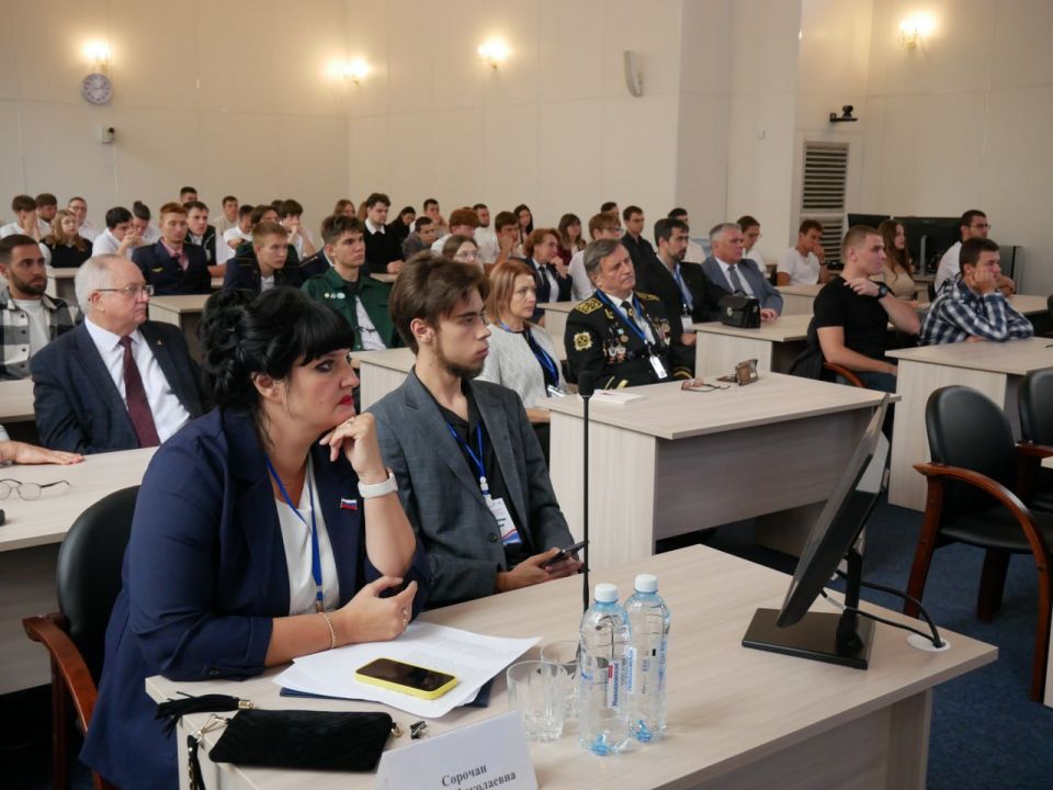 Прошел первый день Международной конференции по общественно-гуманитарным наукам в Мариуполе ! ПГТУ-филиал НИУ МГСУ принял участников и экспертов для обсуждения ключевых вопросов развития Новороссии Прошел первый день Международной конференции по общественно-гуманитарным наукам в Мариуполе ! ПГТУ-филиал НИУ МГСУ принял участников и экспертов для обсуждения ключевых вопросов развития Новороссии