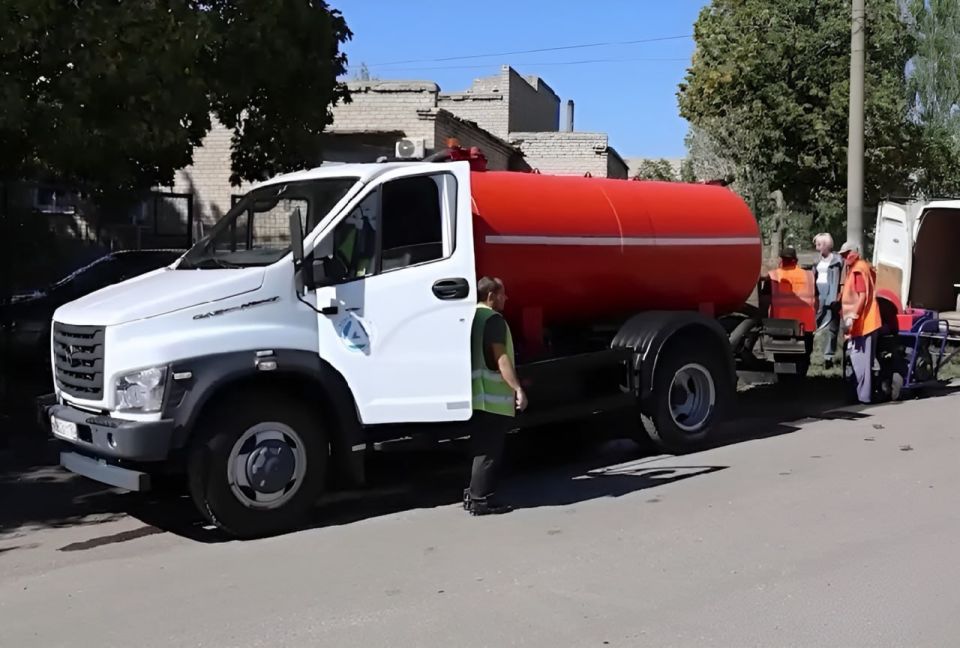 Денис Пушилин: В Донецке сократили потери воды при транспортировке благодаря дополнительным аварийным бригадам Денис Пушилин: В Донецке сократили потери воды при транспортировке благодаря дополнительным аварийным бригадам