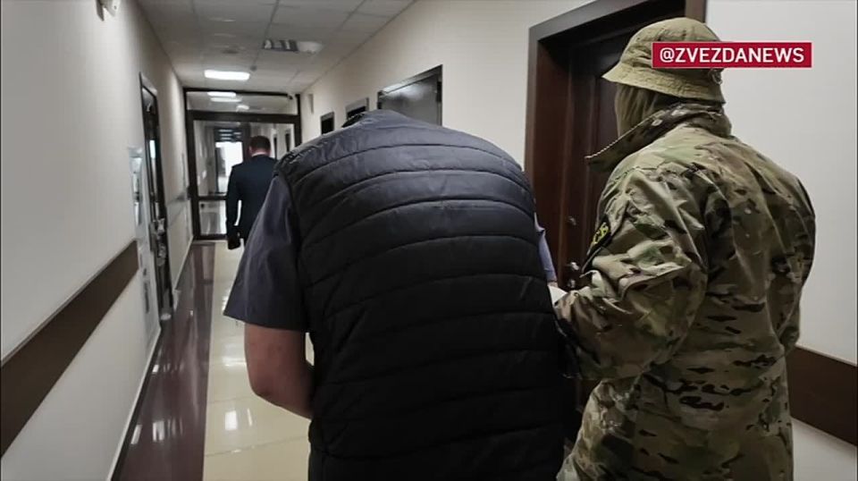 Силовики задержали мужчину, который передавал украинской разведке данные о позициях расположенных в Крыму зенитно-ракетных комплексов C-300