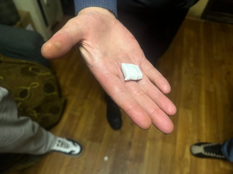 В столице Республики полицейские выявили факты незаконного хранения наркотиков В столице Республики полицейские выявили факты незаконного хранения наркотиков