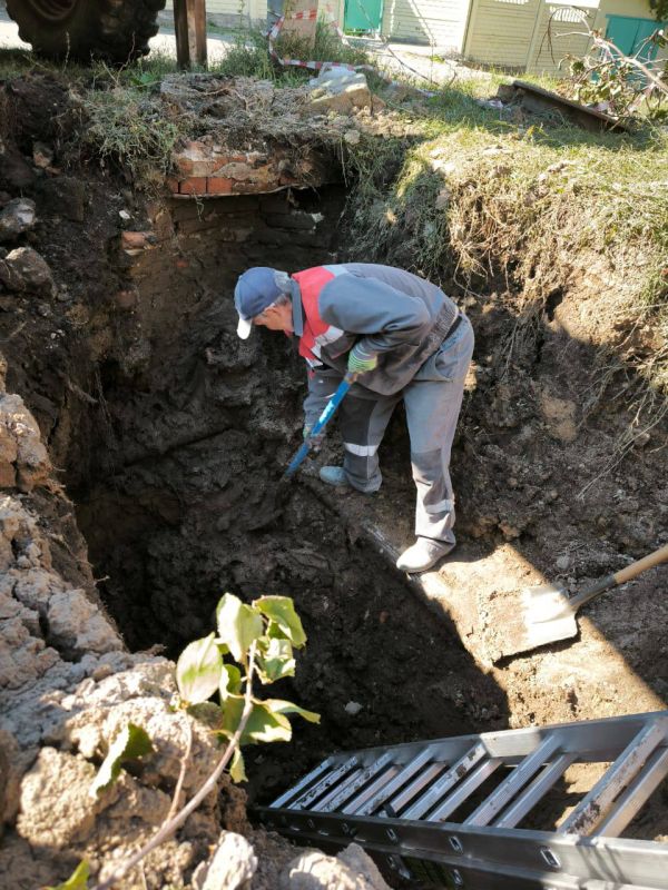 Санкт-Петербург направил в Мариуполь восемь аварийных бригад для восстановления инфраструктуры Санкт-Петербург направил в Мариуполь восемь аварийных бригад для восстановления инфраструктуры