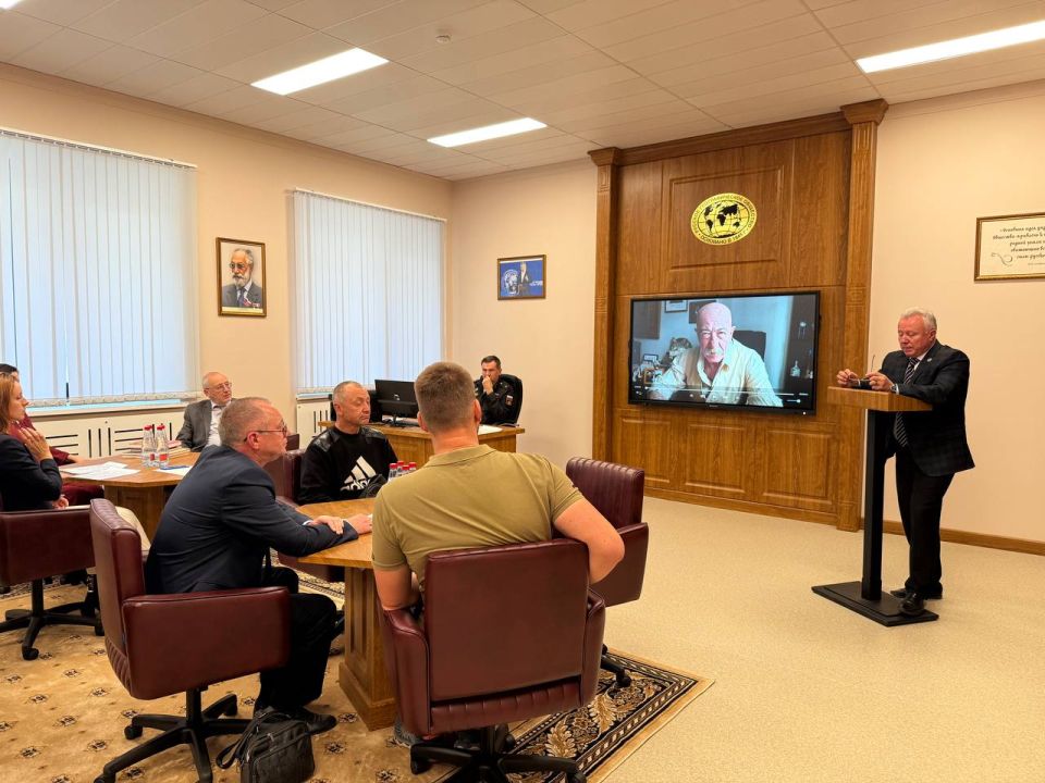 В филиале Нахимовского военно-морского училища города Мариуполя состоялось отчетно-выборное заседание Попечительского Совета В филиале Нахимовского военно-морского училища города Мариуполя состоялось отчетно-выборное заседание Попечительского Совета