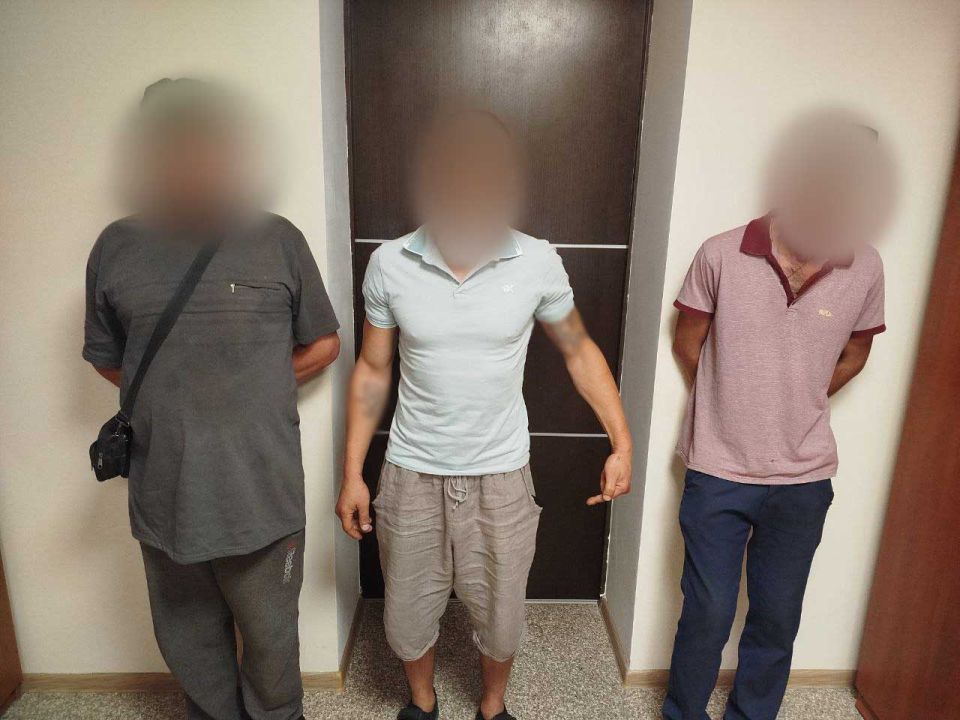 В Мариуполе полицейские пресекли незаконный оборот наркотиков В Мариуполе полицейские пресекли незаконный оборот наркотиков