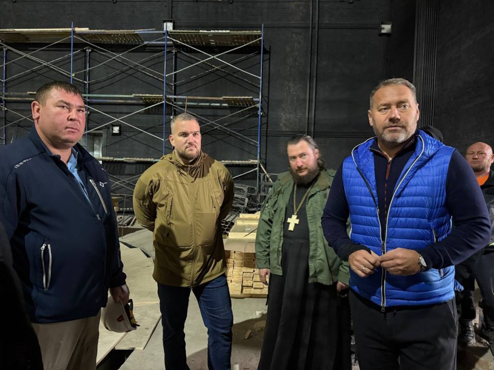 Председатель Законодательного собрания СанктПетербурга Александр Бельский со своей командой посетил Мариуполь Председатель Законодательного собрания СанктПетербурга Александр Бельский со своей командой посетил Мариуполь