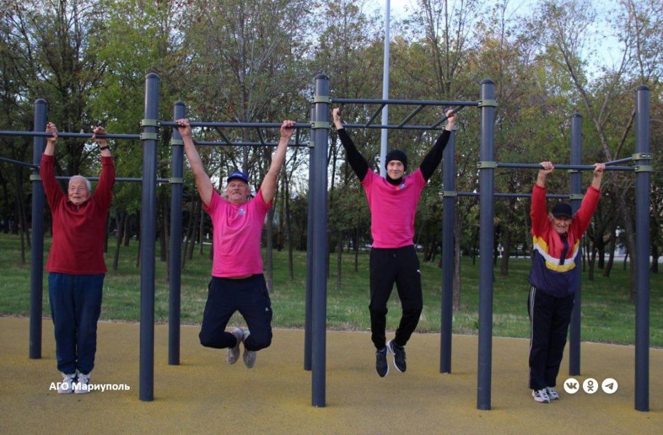 Для мариупольцев провели тренировку на открытом воздухе