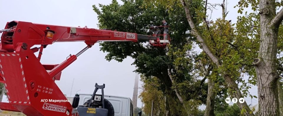 На левобережье Мариуполя энергетики проверили работу сетей наружного освещения На левобережье Мариуполя энергетики проверили работу сетей наружного освещения