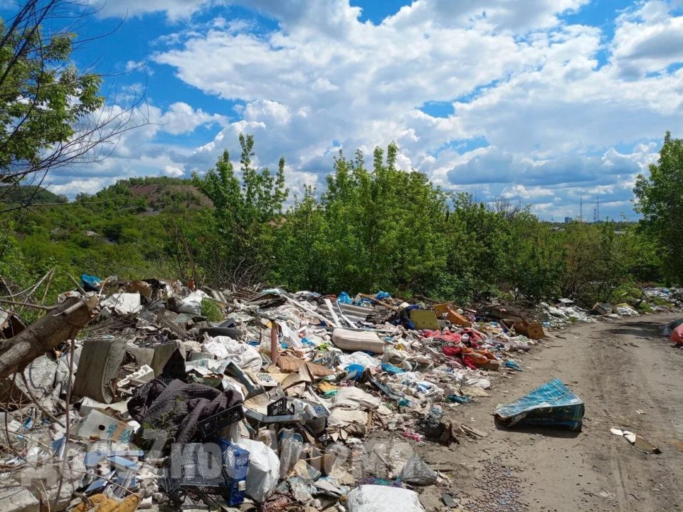 В Макеевке, Шахтерске и Мариуполе: в ДНР построят комплексы для переработки мусора В Макеевке, Шахтерске и Мариуполе: в ДНР построят комплексы для переработки мусора