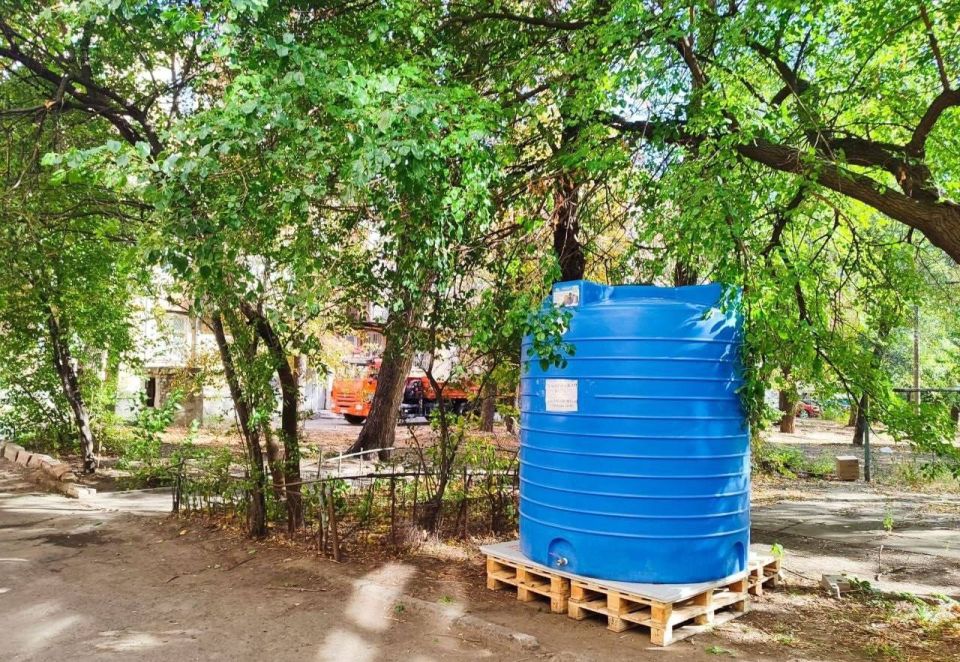 Денис Пушилин: Ускорили установку дополнительных емкостей под воду для бытовых нужд Денис Пушилин: Ускорили установку дополнительных емкостей под воду для бытовых нужд