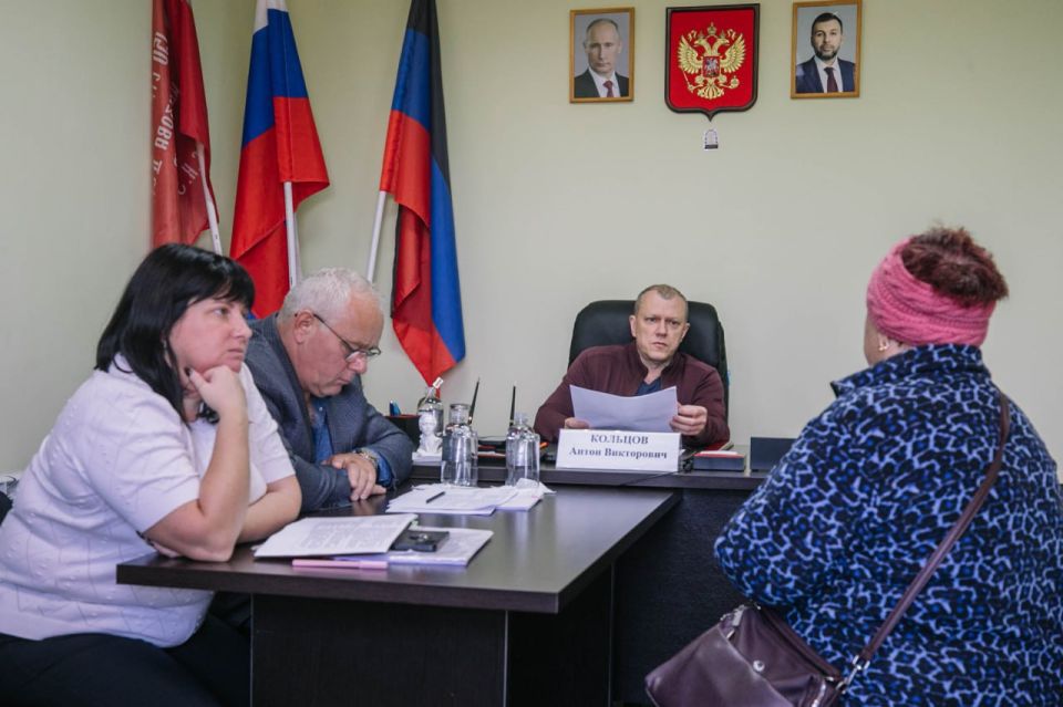 Антон Кольцов: Ответил на вопросы жителей Ильичевского района Антон Кольцов: Ответил на вопросы жителей Ильичевского района