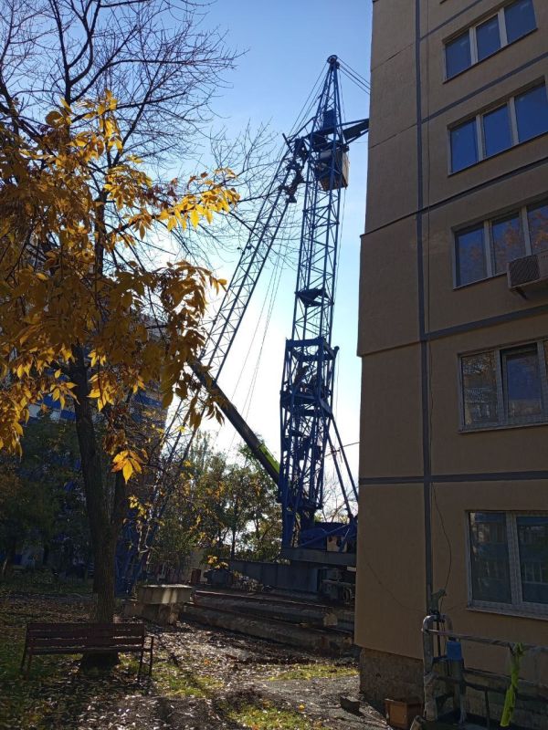 SOS   !&quot;.  . , 110      