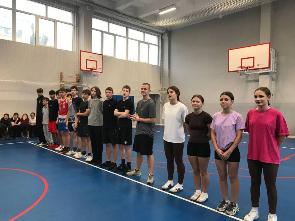   N 15 .  09.10      !