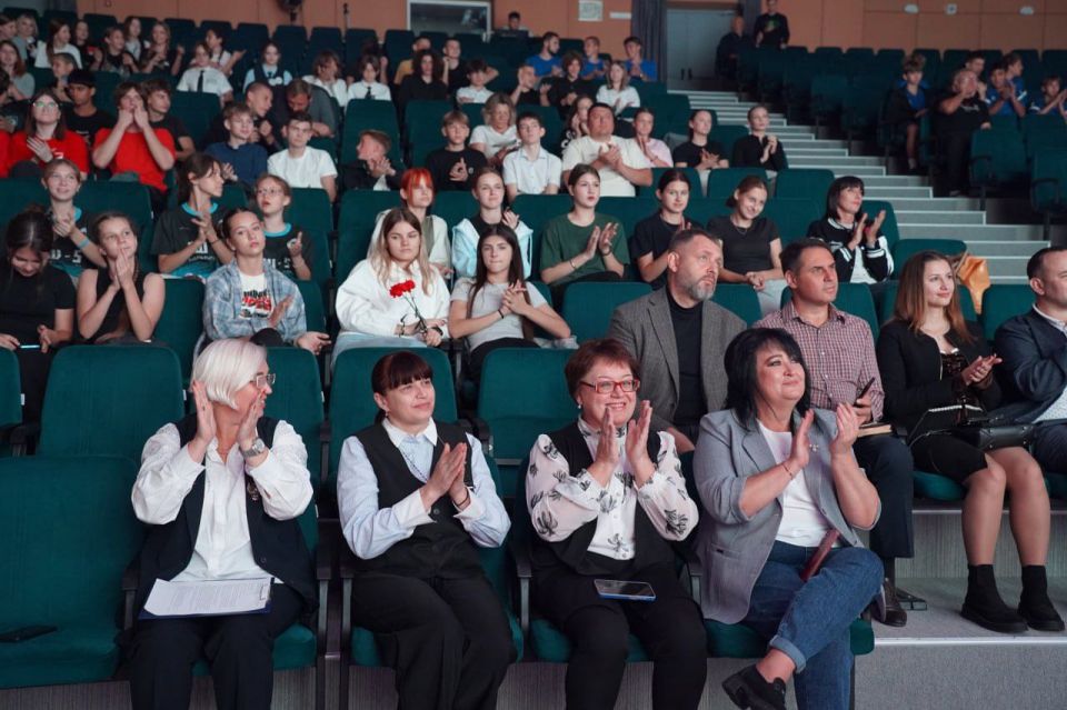  :      - NevskiyPhygital-2025