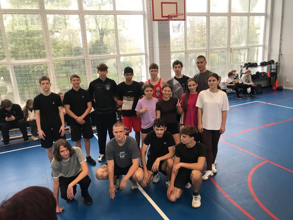   N 15 .  09.10      !