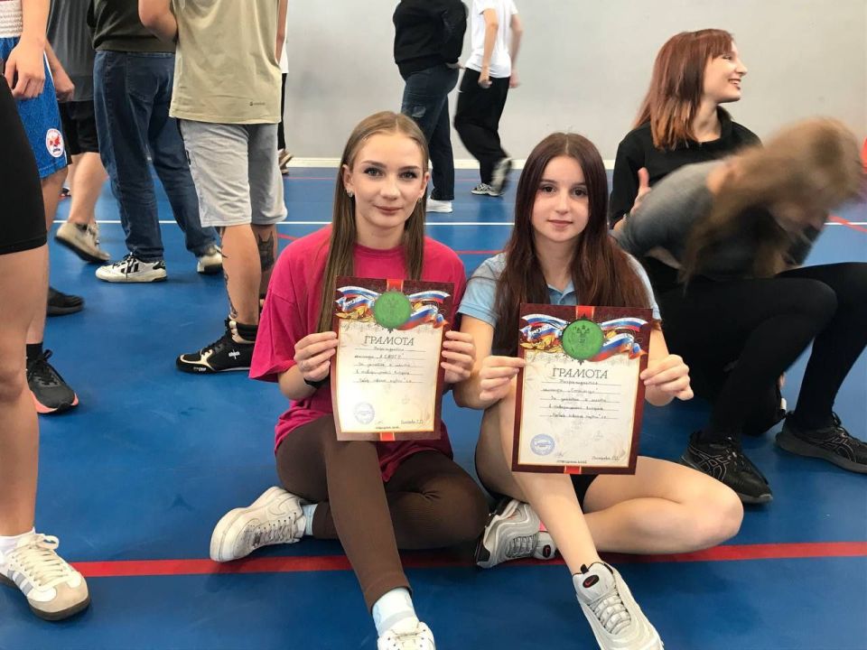   N 15 .  09.10      !