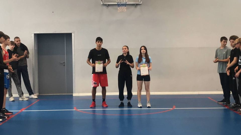   N 15 .  09.10      !