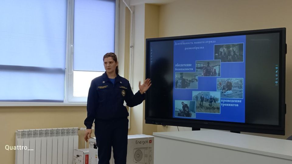 Добровольцы Мариупольского ССО ВСКС ПГТУ приняли участие в масштабном агитационном мероприятии в стенах своего университета Добровольцы Мариупольского ССО ВСКС ПГТУ приняли участие в масштабном агитационном мероприятии в стенах своего университета