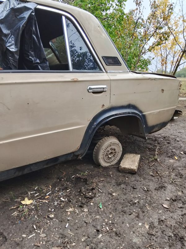 Полицейские задержали группу подростков, подозреваемых в краже автомобильных запчастей Полицейские задержали группу подростков, подозреваемых в краже автомобильных запчастей